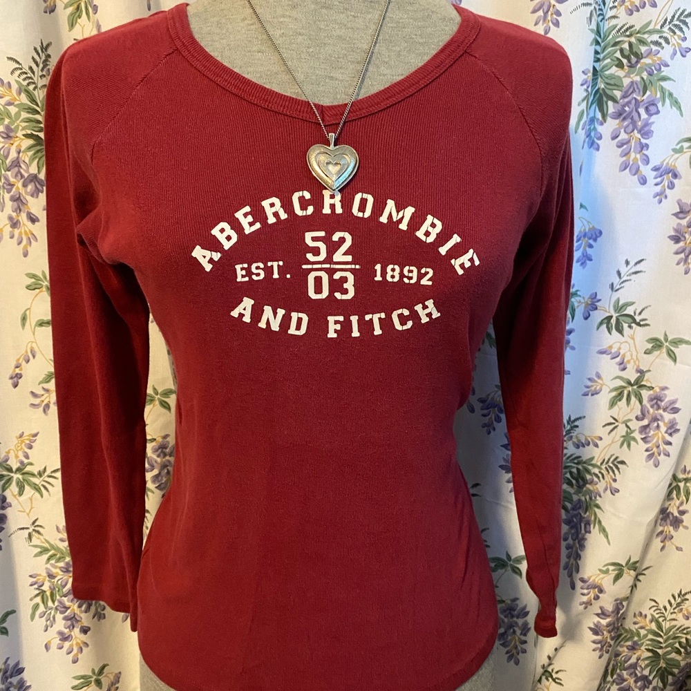 Abercrombie & Fitch Burgundy Long Sleeve Tee